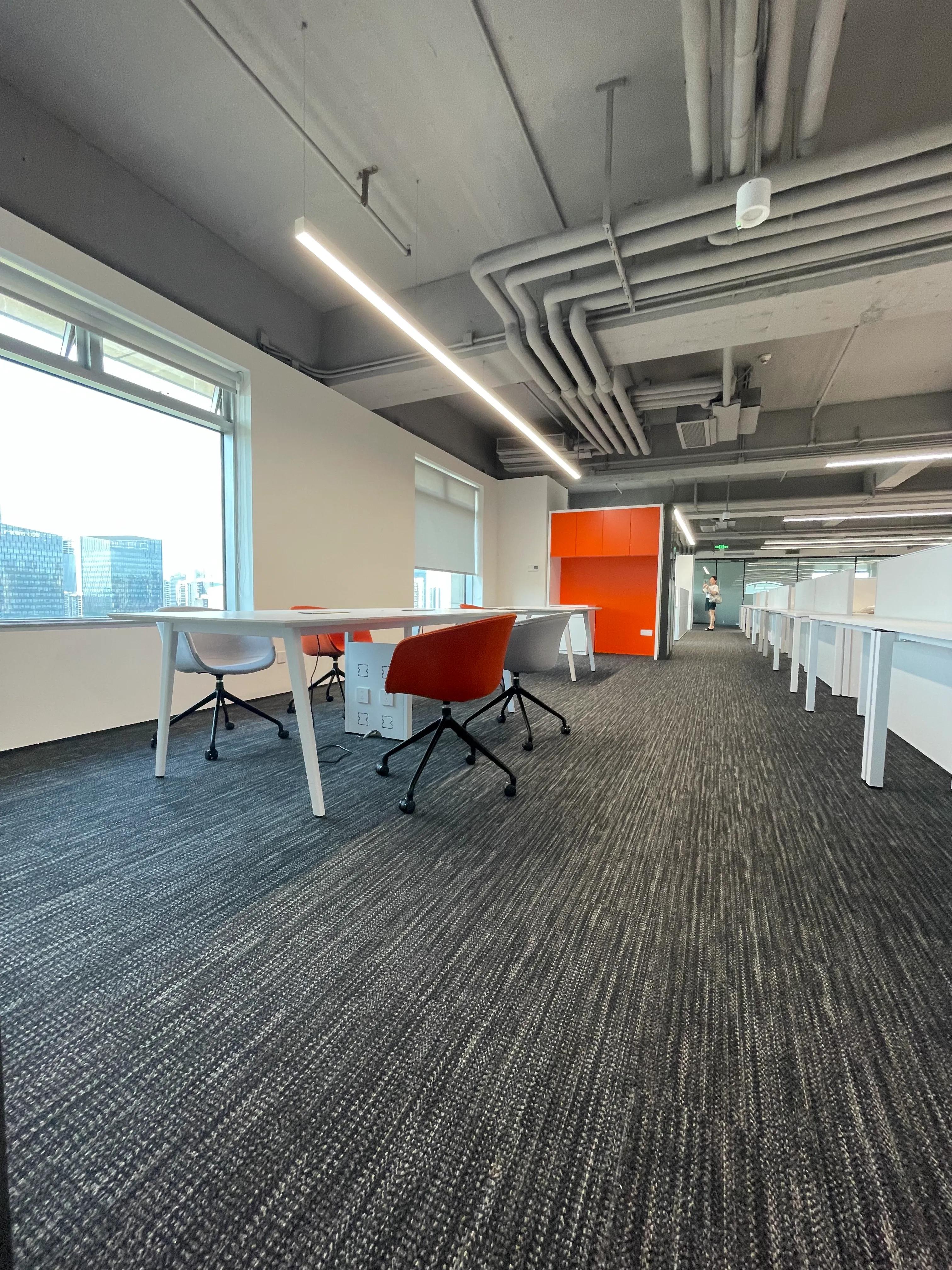 Public Reception Area thumbnail 4