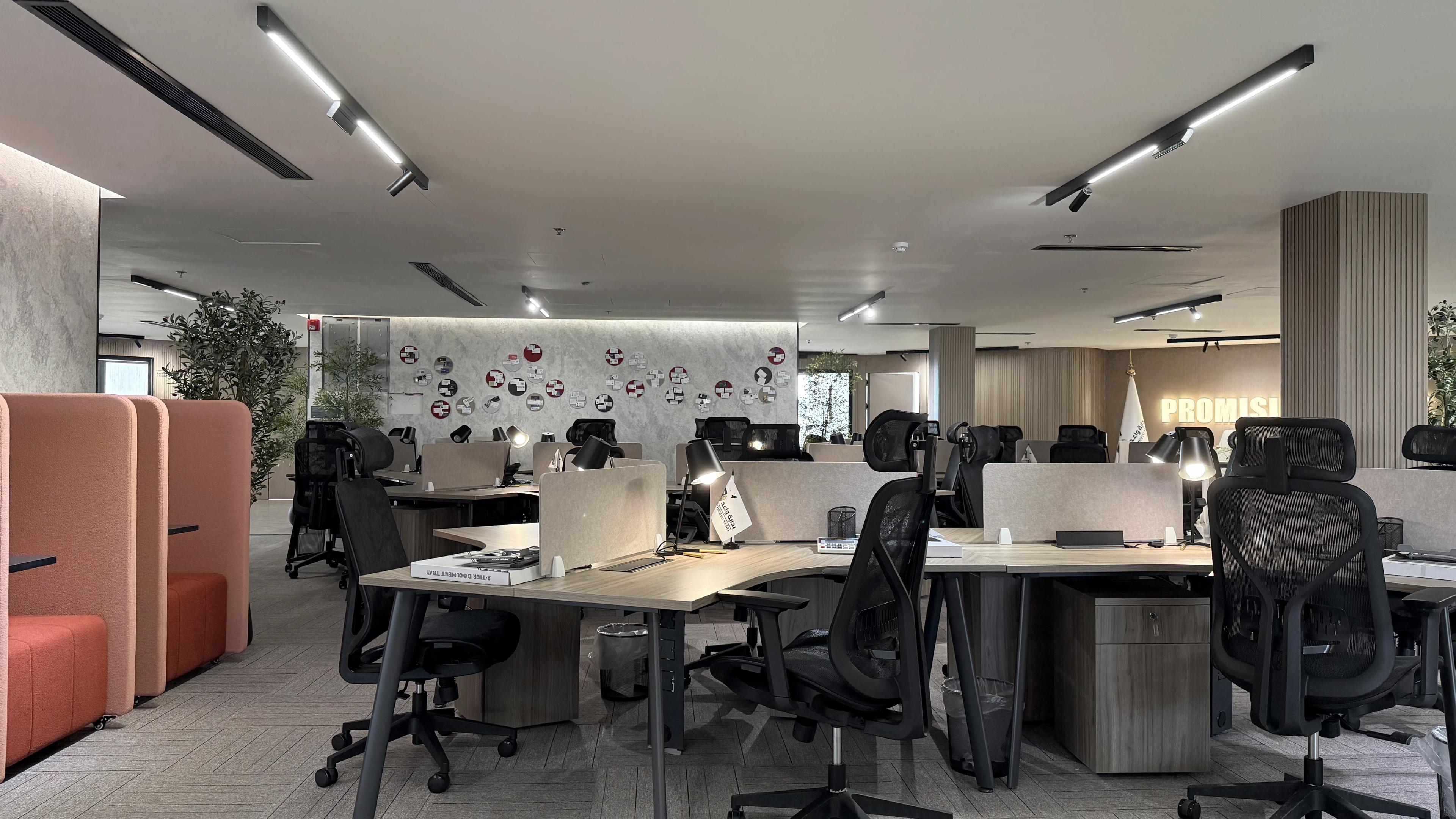 Public Office Area thumbnail 2