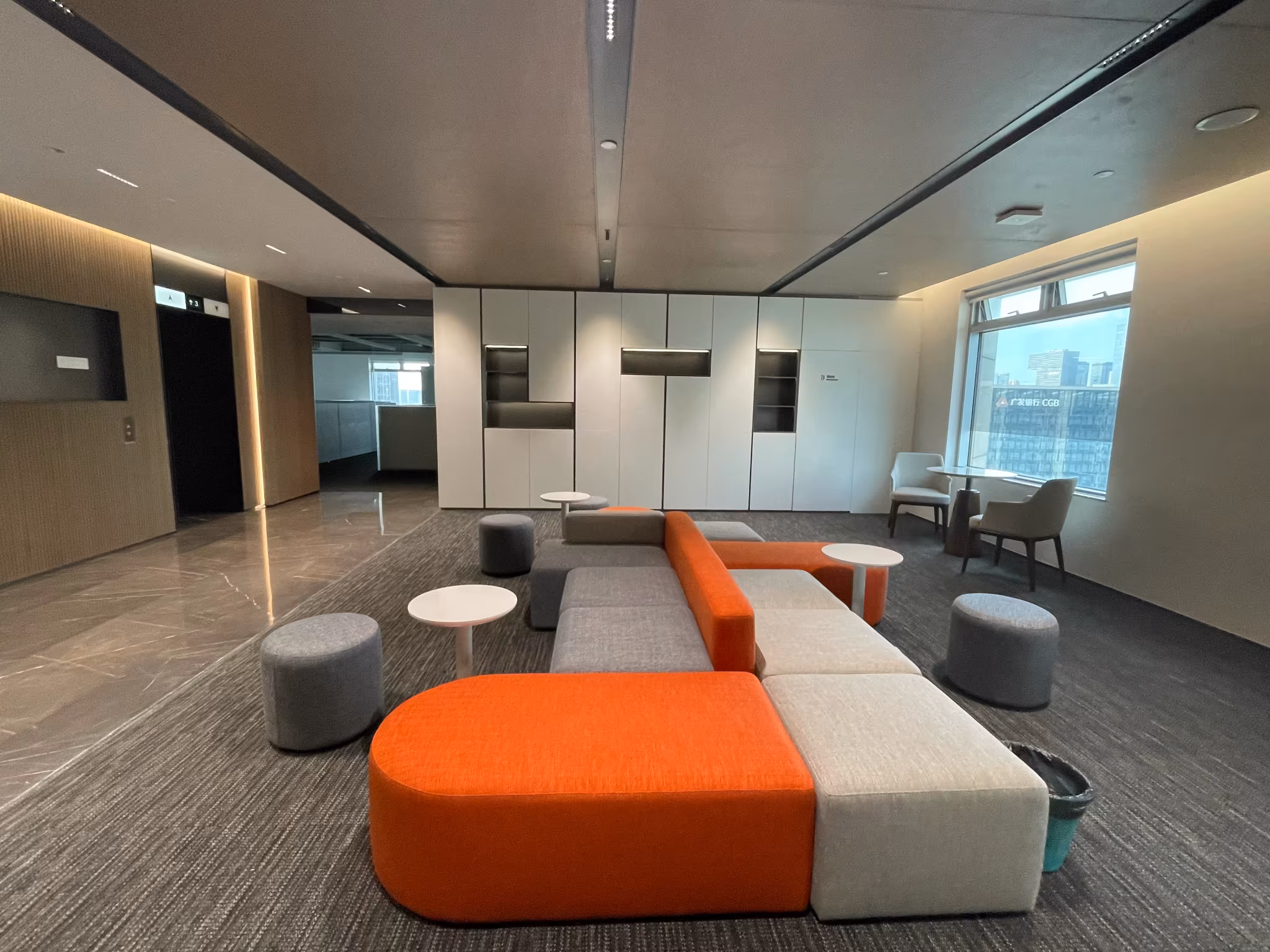 Public Reception Area thumbnail 2