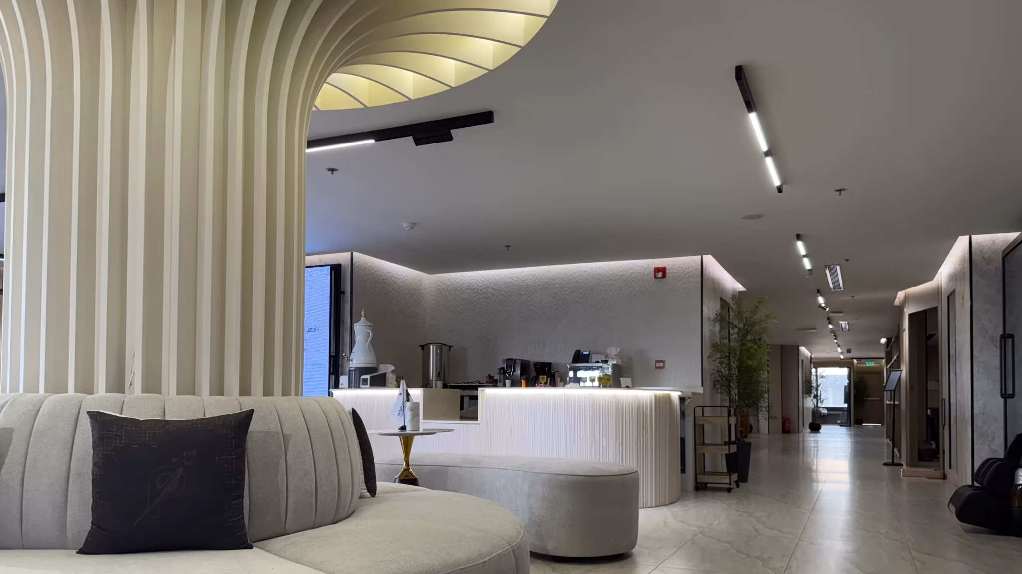 Public Reception Area thumbnail 2