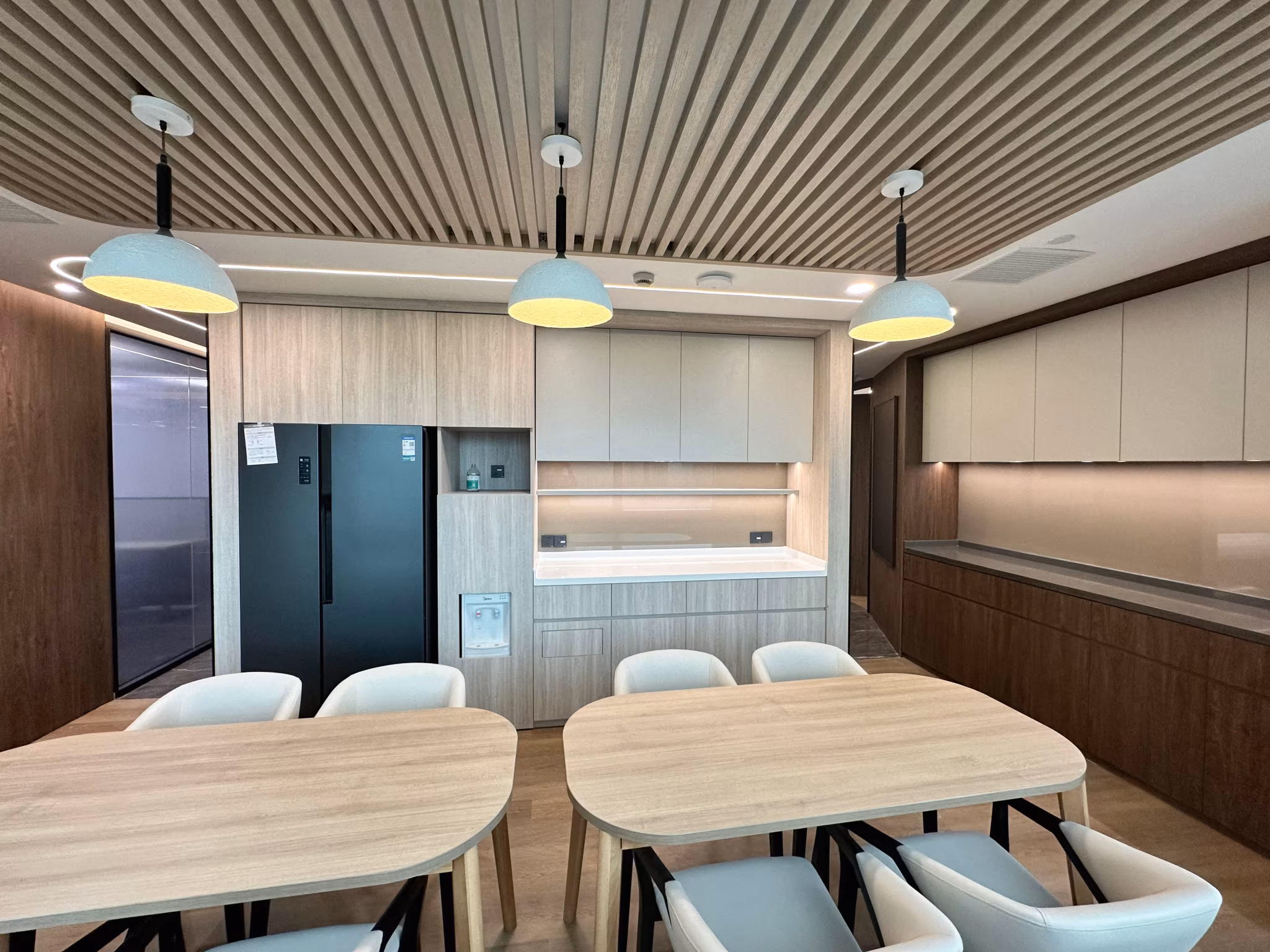 Leisure Cafe Bar thumbnail 3